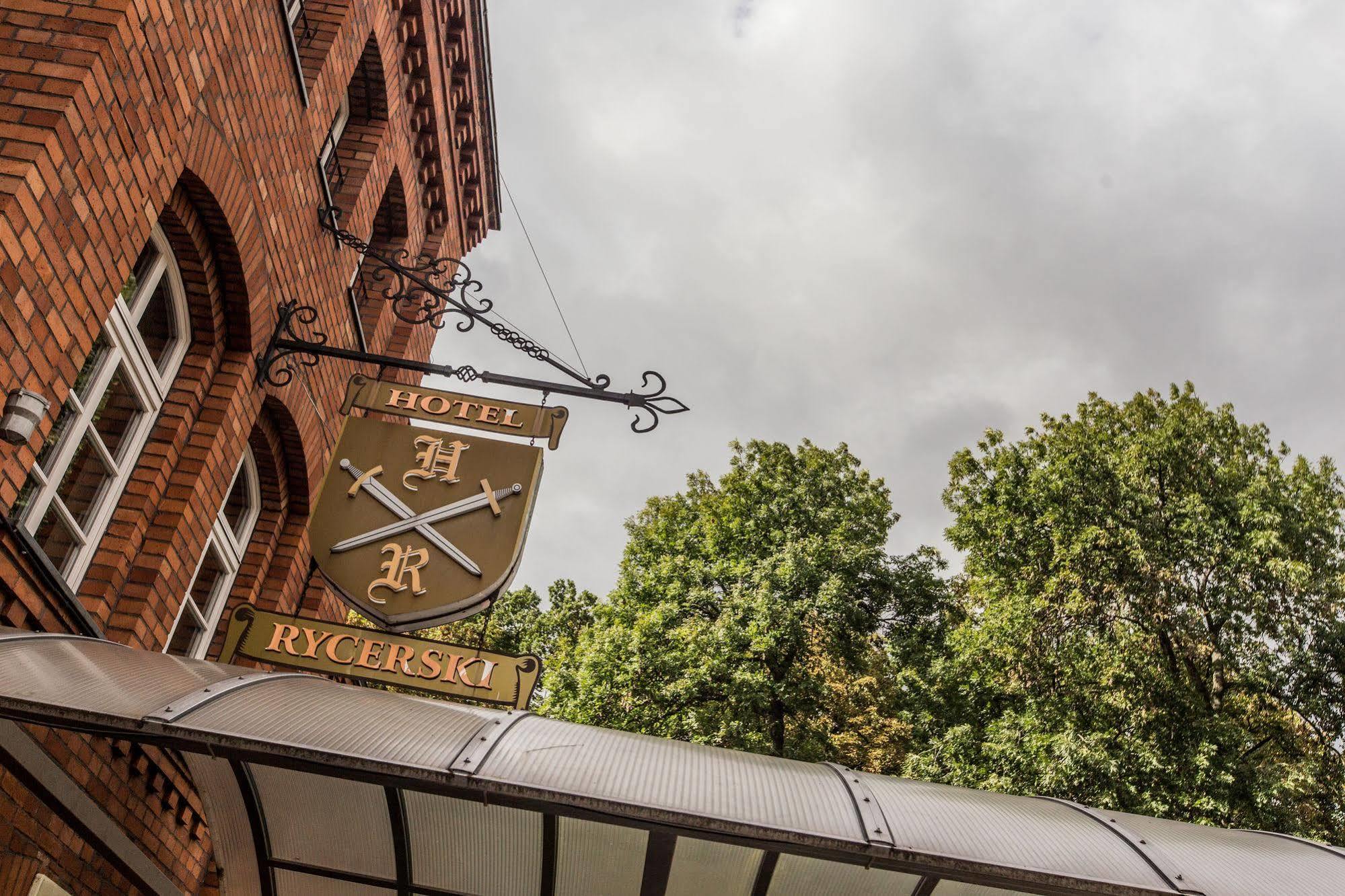 Hotel Rycerski Szczecin Exterior foto